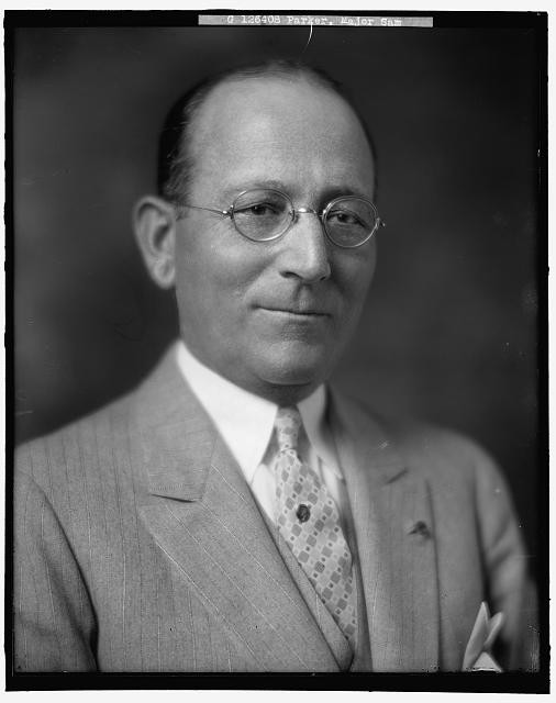 Photo:Sam Parker Major 1920s Portrait Glasses Suit