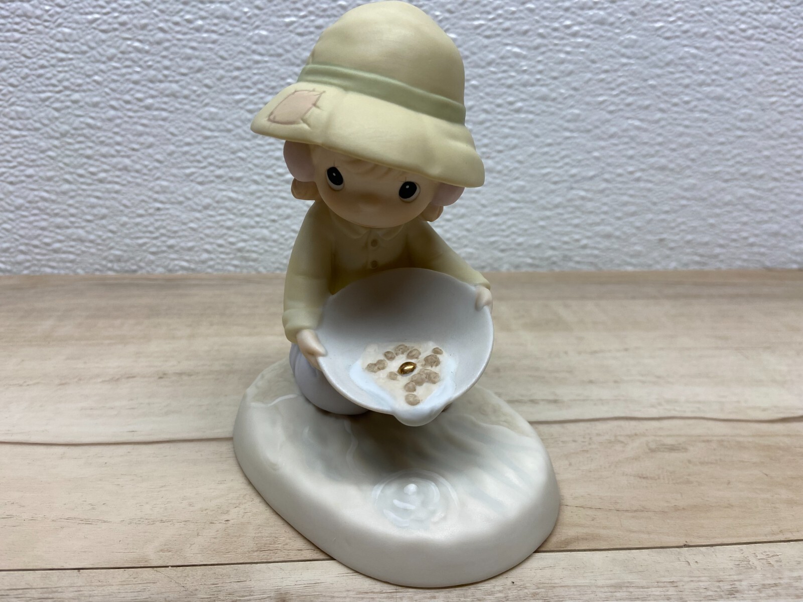 1994 Enesco Precious Moments You\'re One In A Million To Me Porcelain Figurine