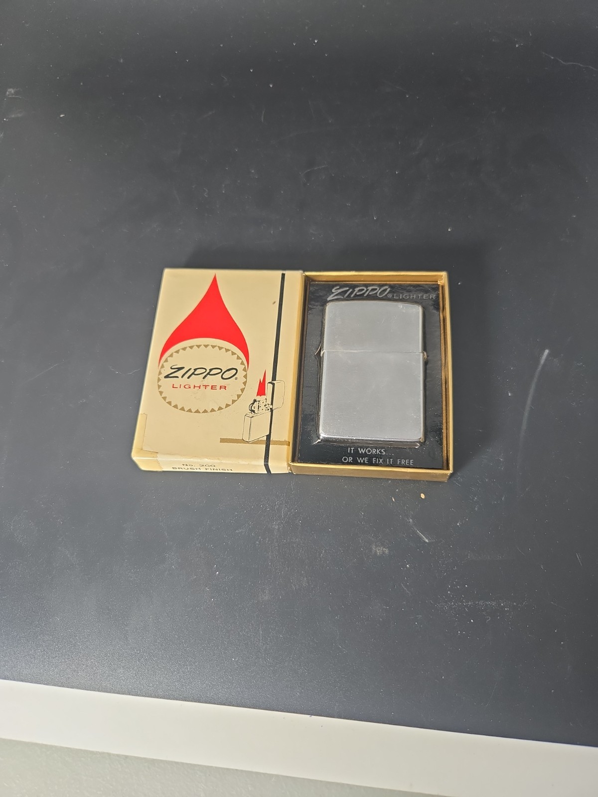 ANTIQUE VINTAGE 1953 - 1955 ZIPPO LIGHTER Box & LIGHTER 