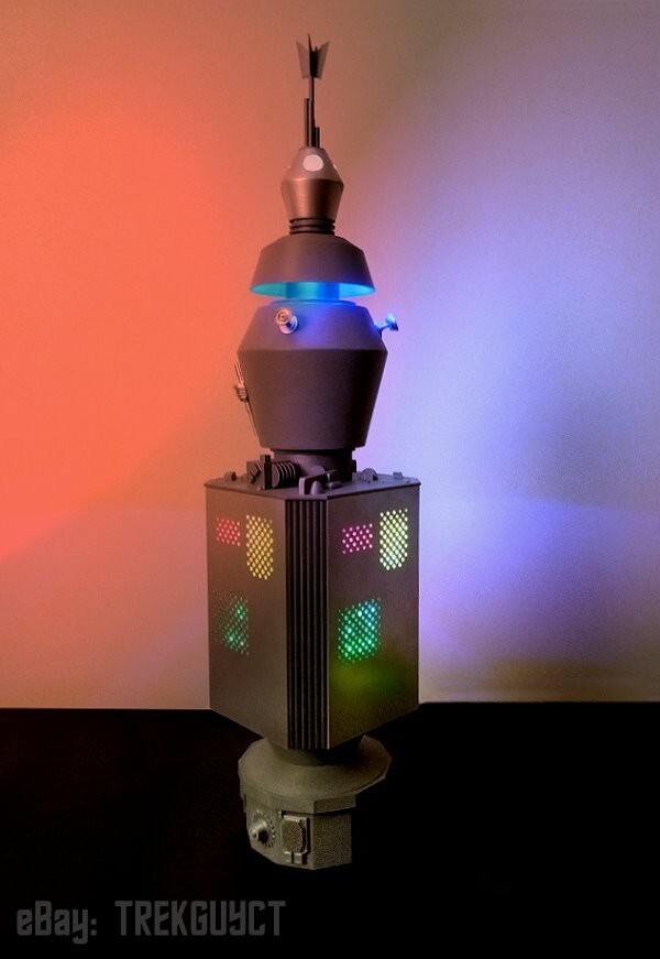 STAR TREK NOMAD 1/2 SCALE PROP Lights/Sounds