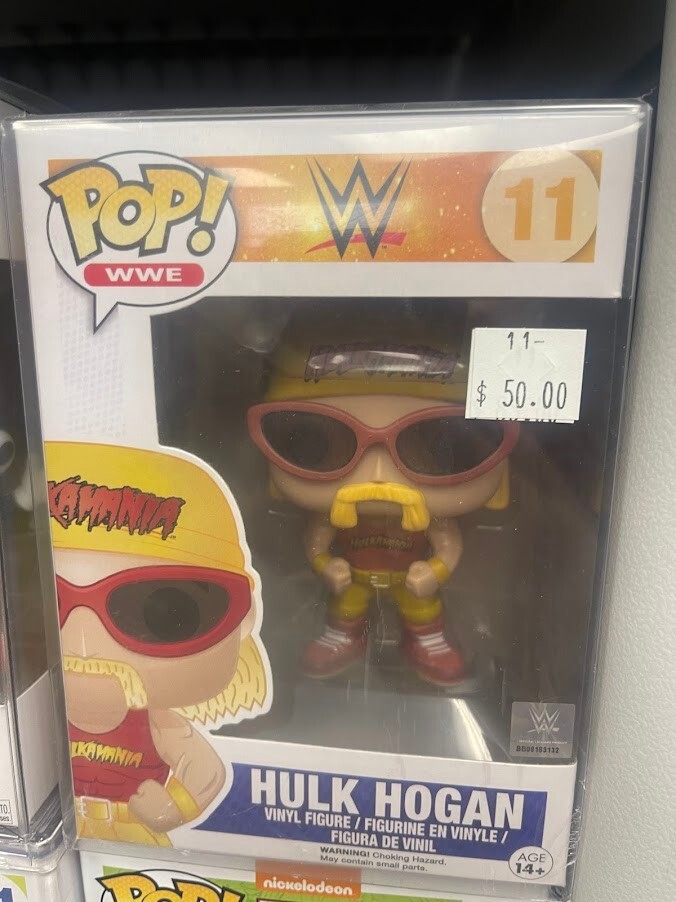 WWE HULK HOGAN FUNKO POP VINYL FIGURE #11 ORIGIANL