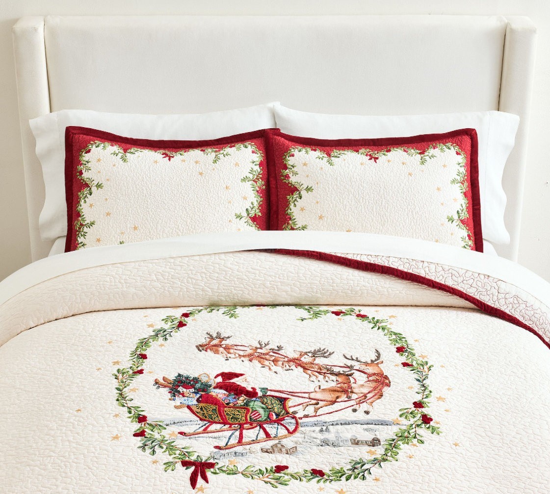 Pottery Barn Vintage Santa Quilt
