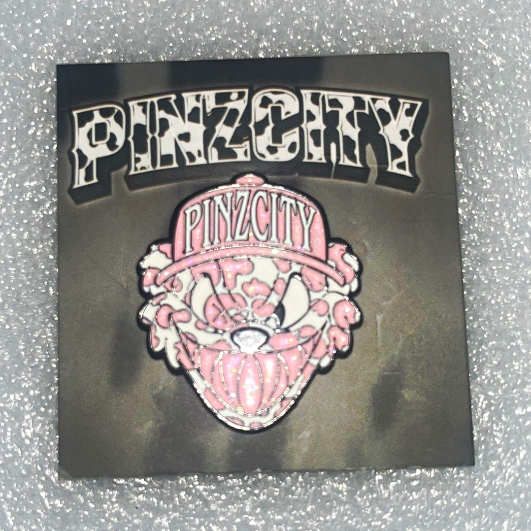 PinzCity Glow in the dark Scarebear pin