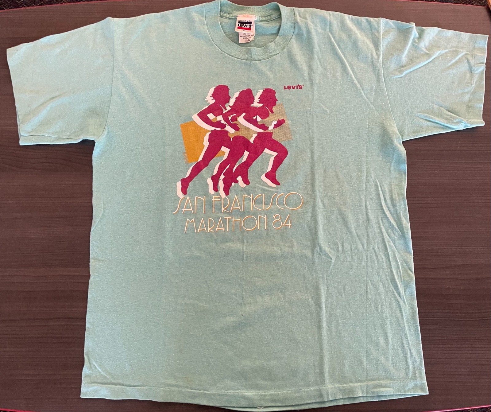 Vintage San Francisco 1984 Levi\'s Marathon T-Shirt XL (Levis Made in the USA)