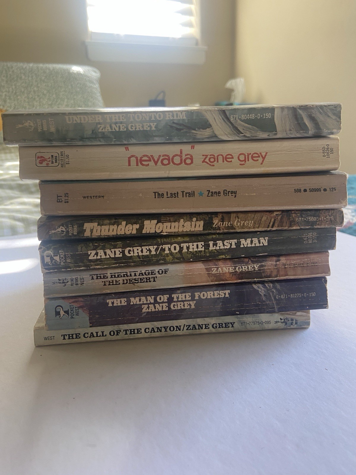 Lot of 8 Louis L’amour Vintage Western Paperbacks