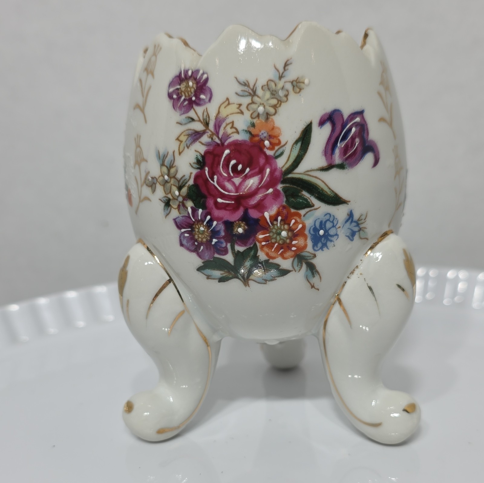 Napco Cracked Egg Vase Porcelain Hand Painted Floral Collector Egg Figurine
