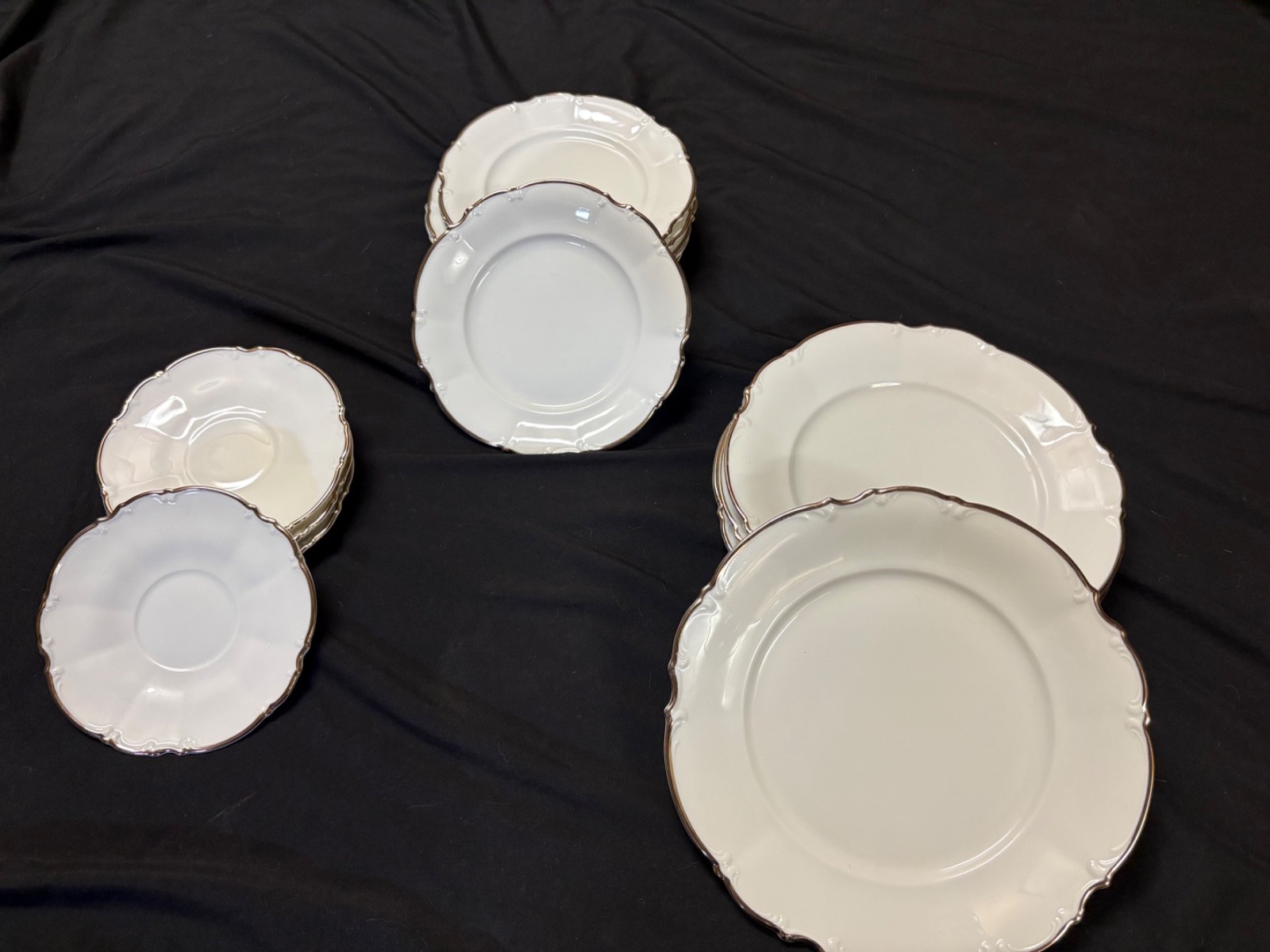 14-Pc Vintage Hutschenreuther Saladmaster \