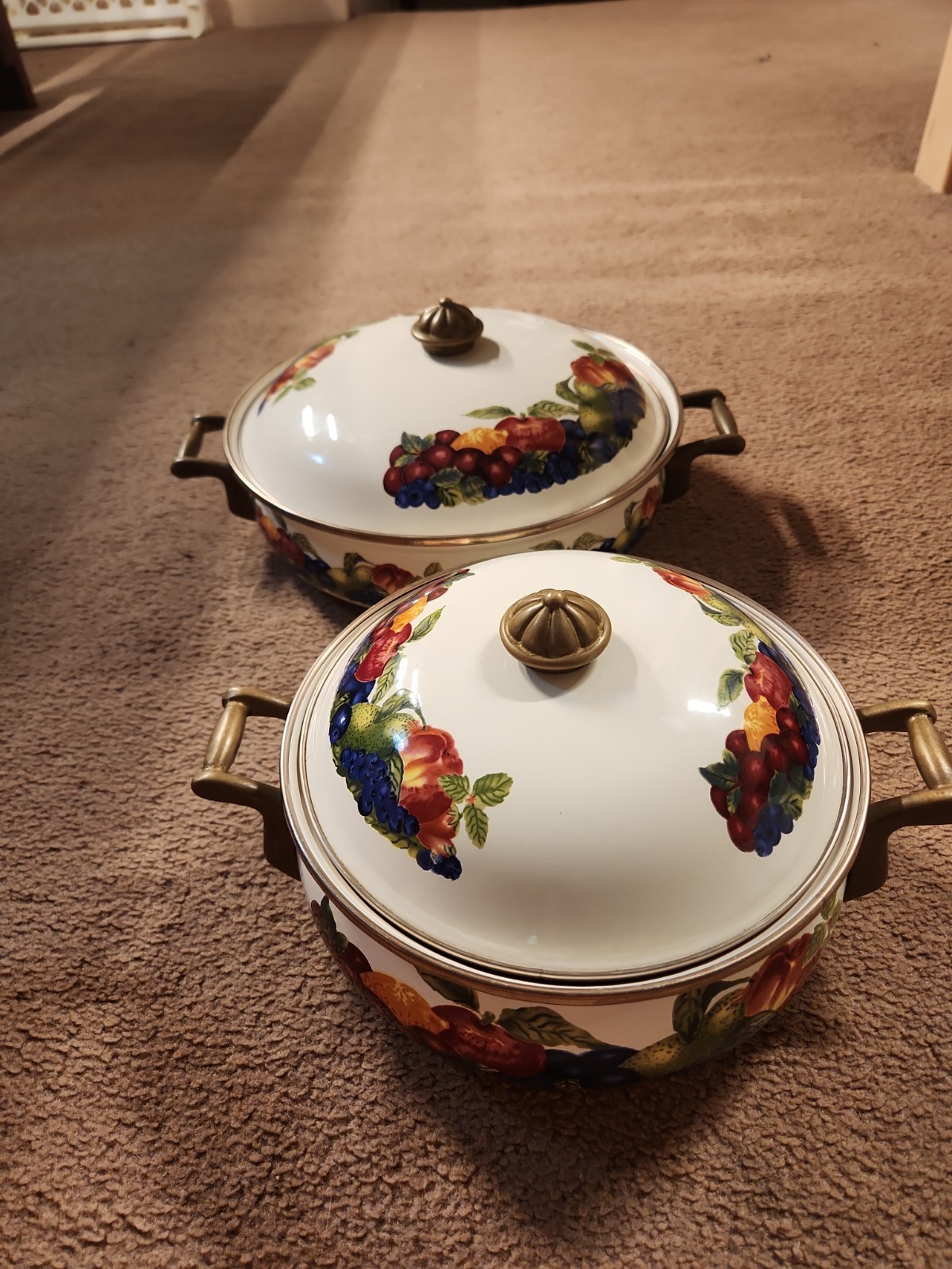 Vtg Lincoware Enamel 8\