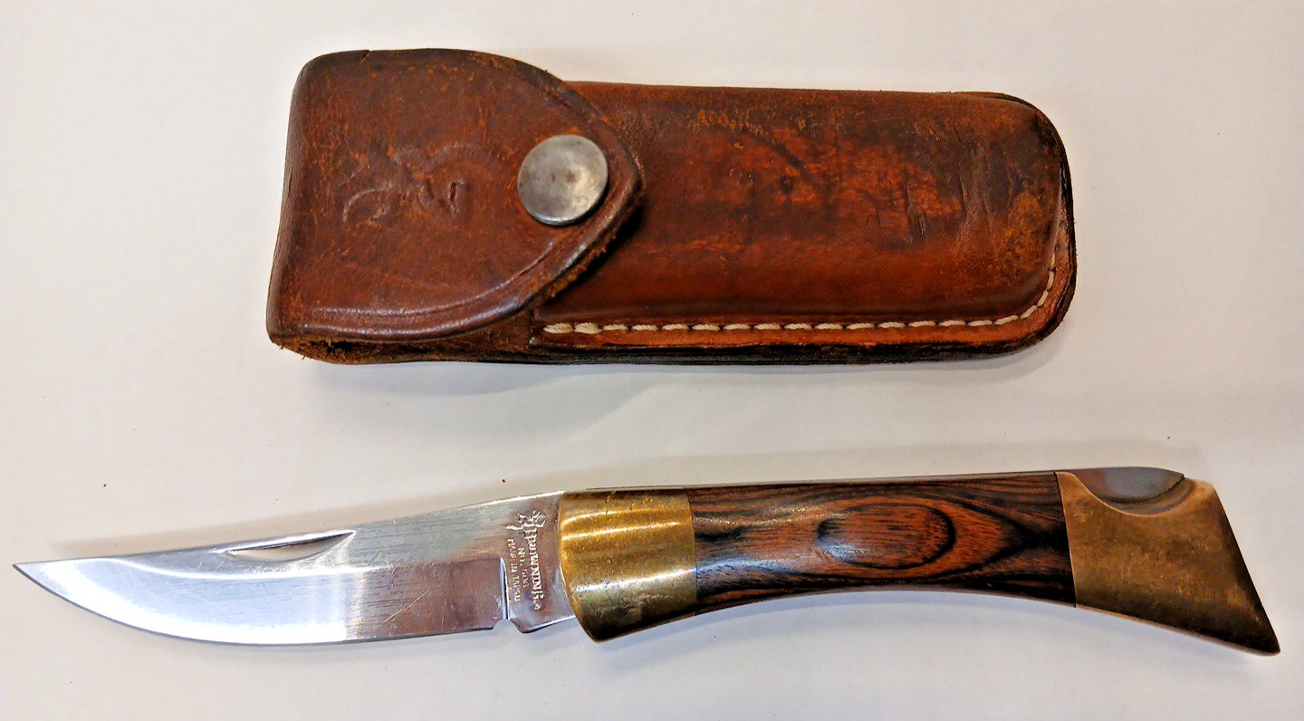 Browning Model 506, 3 7/8 Inches Closed Knife Made In Japan W/Sheath