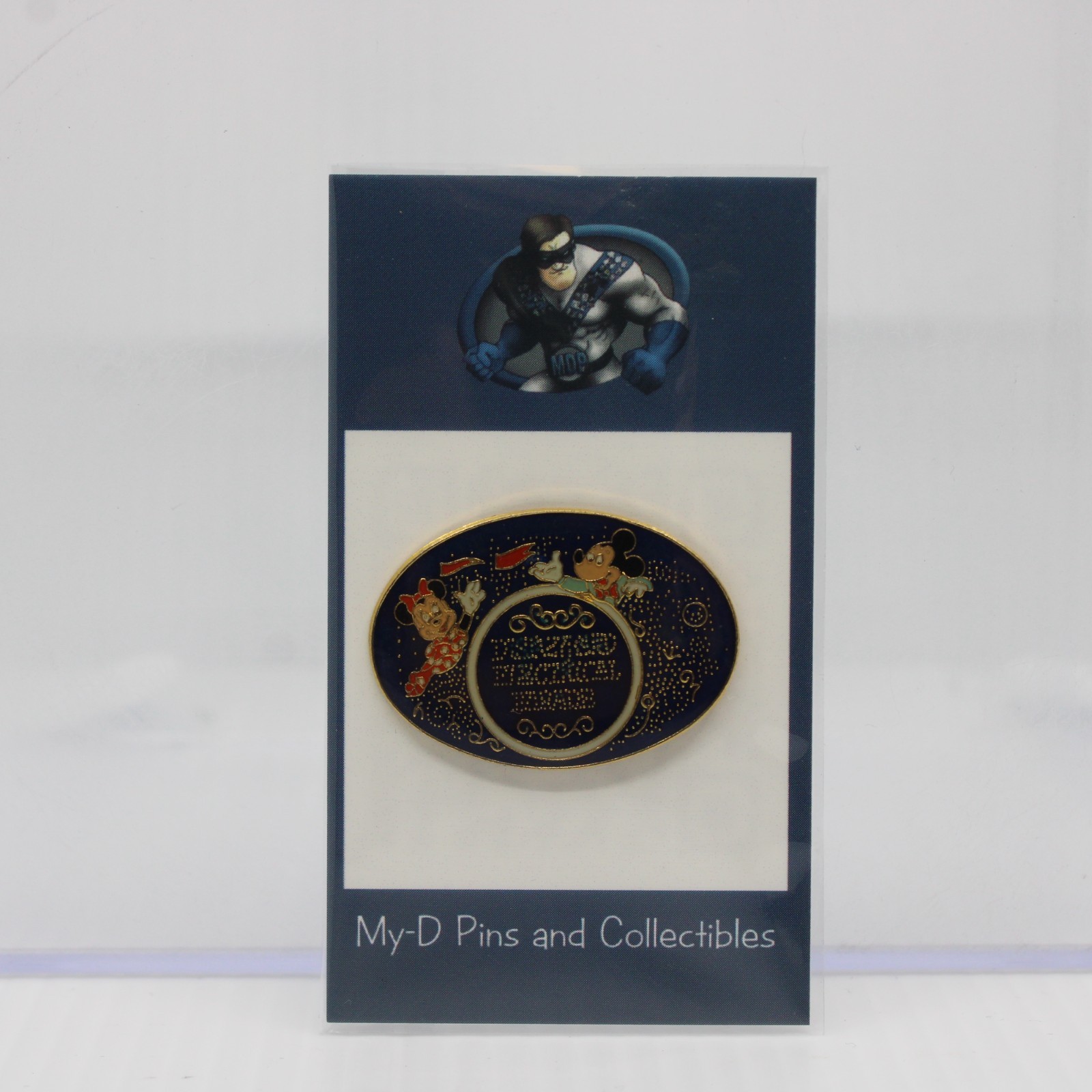 C2 Disney DLR Pin Main Street Electrical Parade GOLD Cast Member Mickey Minnie C2 Disney DLR Pin Main Street Electrical Parade GOLD Cast Member Mickey Minnie