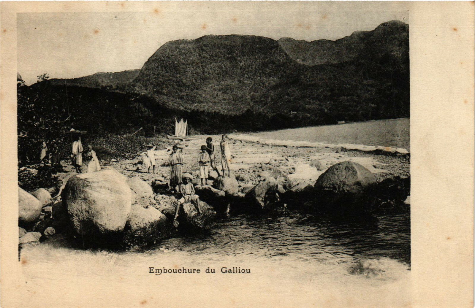 PC CPA GUADELOUPE, CARIBBEAN, EMBOUCHURE DU GALLIOU, Vintage Postcard (b19910)