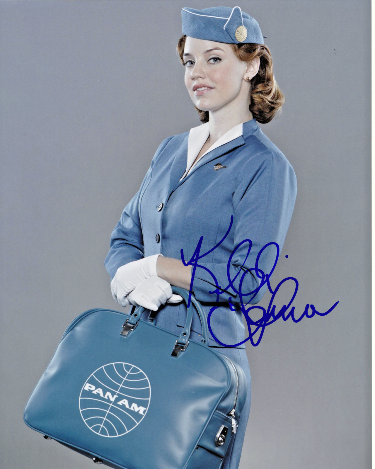 Kelli Garner - Stunning Signed 'Pan AM' Photo Kelli Garner - Stunning Signed 'Pan AM' Photo