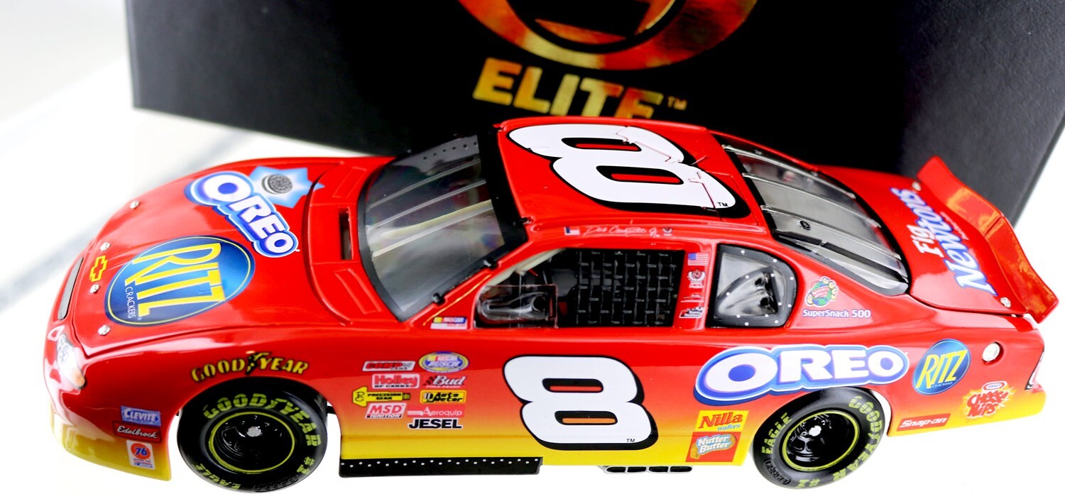 Dale Earnhardt Jr. #8 Oreo / Ritz 2004 Monte Carlo. Elite 1/24th scale diecast Dale Earnhardt Jr. #8 Oreo / Ritz 2004 Monte Carlo. Elite 1/24th scale diecast