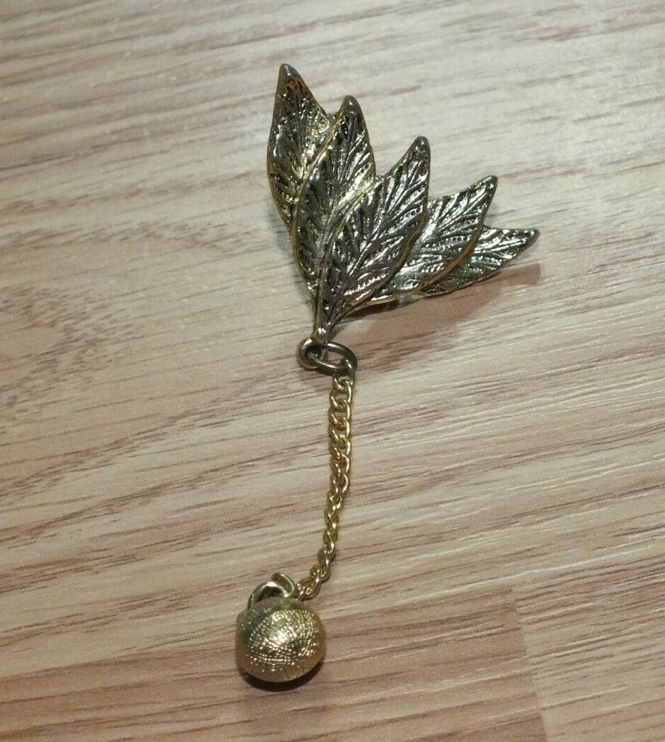 Gold Tone Multi Leaf Style Gold Tone Dangle Ball Collectible Brooch Pin 