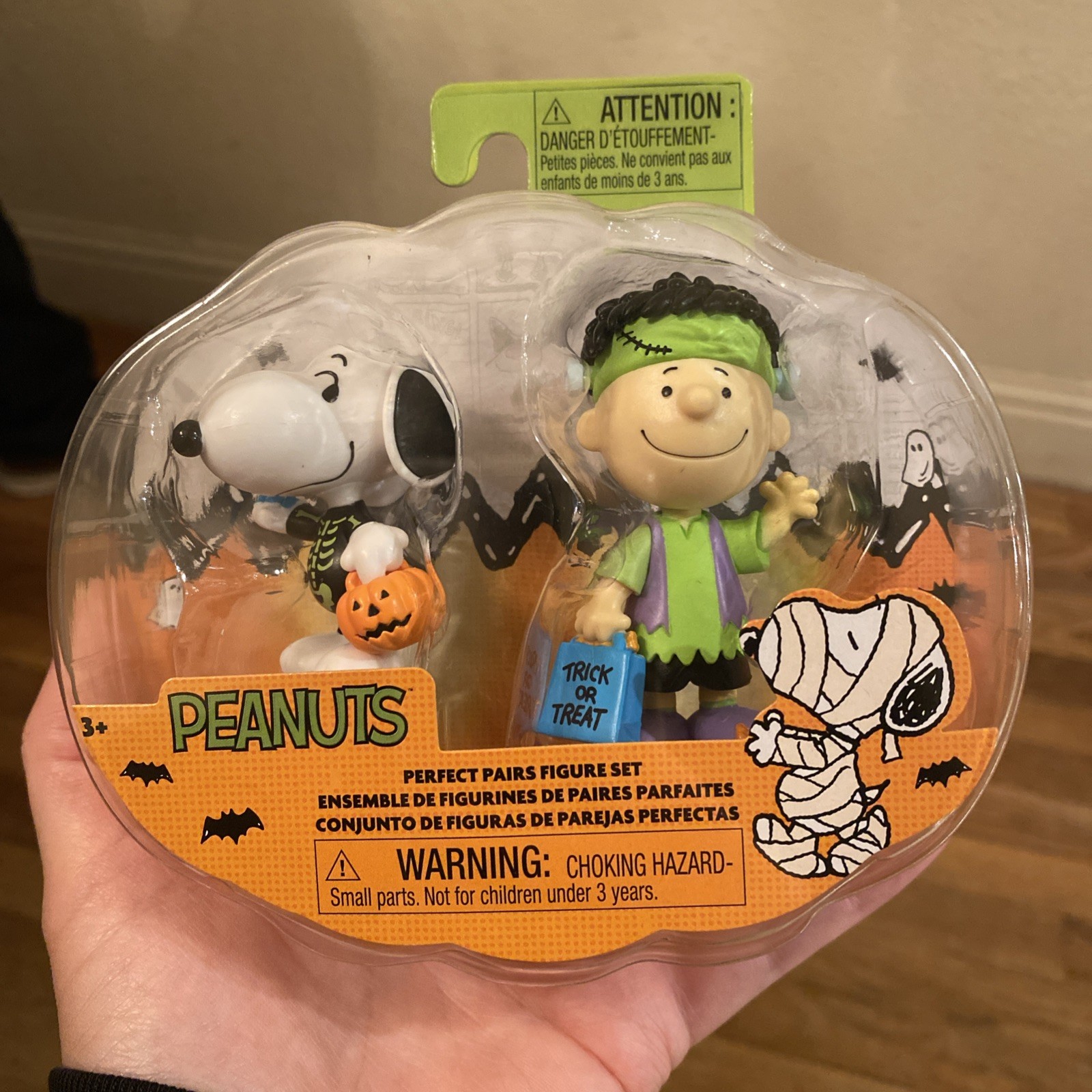 Just Play Peanuts Halloween Perfect Pairs Snoopy & Charlie Brown Figure Set