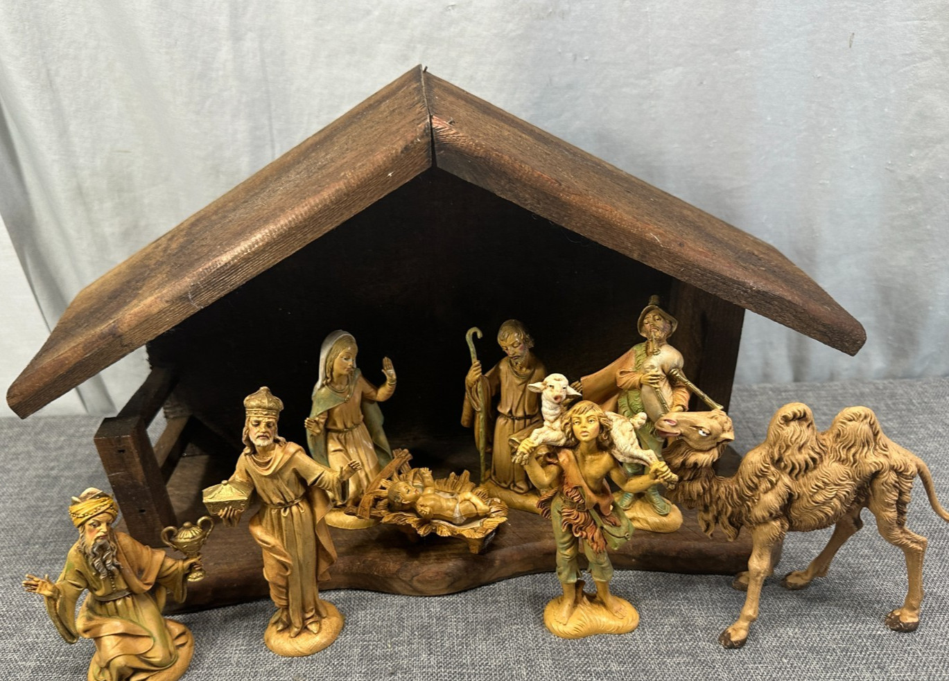 Vintage 9 Piece Fontanini Depose Italy - Spider Mark - Nativity Set 1980's