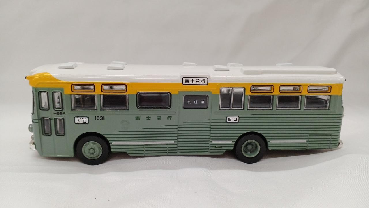 TOMYTEC LV-23E Hino RB10 Fujikyuko Bus Model White Metal Collectible TOMYTEC LV-23E Hino RB10 Fujikyuko Bus Model White Metal Collectible