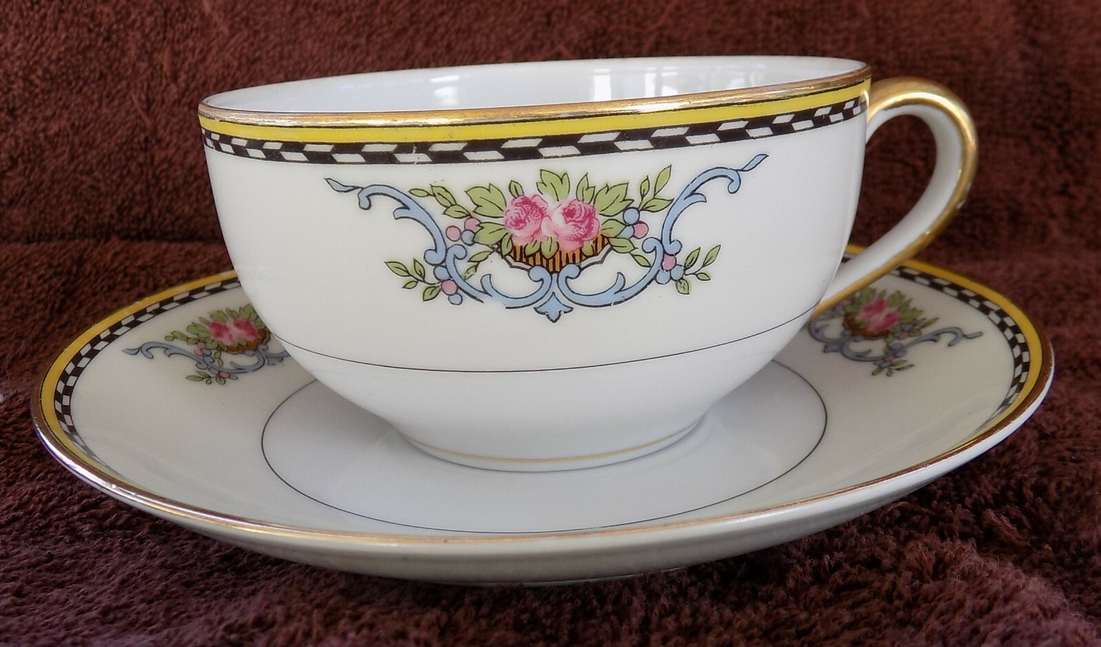 Pretty Vintage 1930 to 1939 Noritake Camilla Cup & Saucer