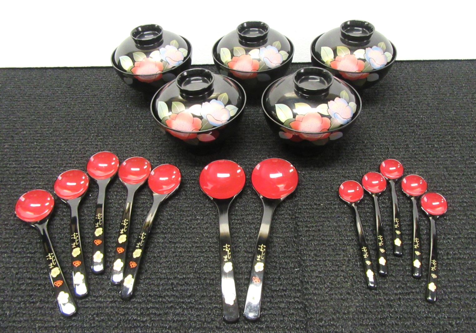 Antique Chinese Lacquerware 22 Pc Set w/5 Lidded Bowls See Pics
