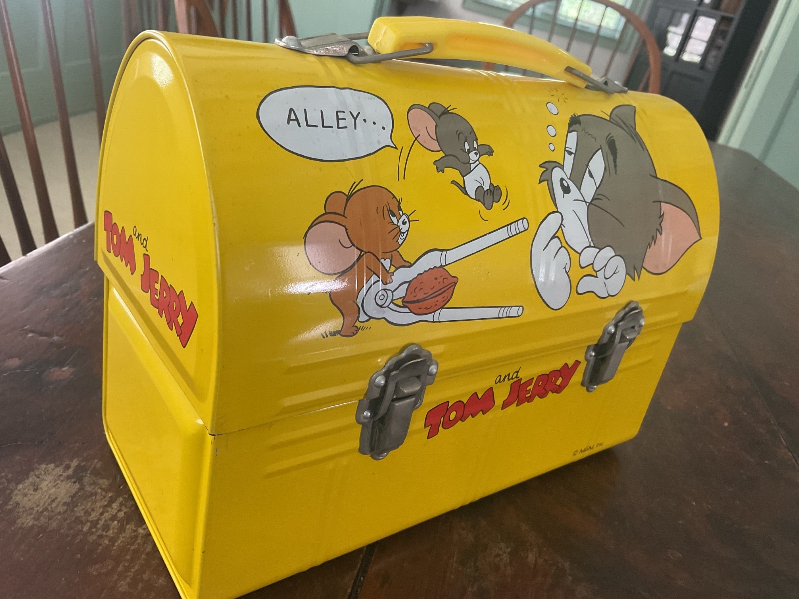 VINTAGE TOM AND JERRY LUNCHBOX NO THERMOS