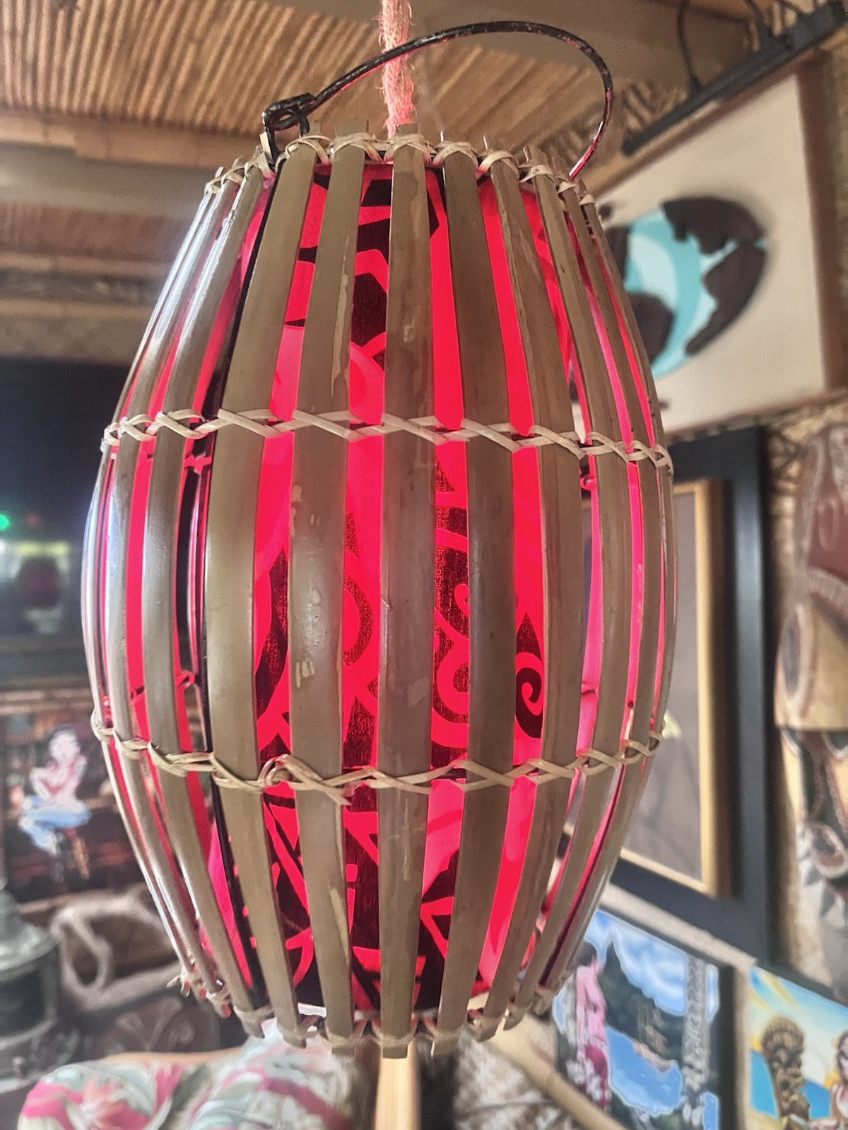 NEW Retro Rattan Lamp W/turtles And Tattoos Oceanic Red Bulb