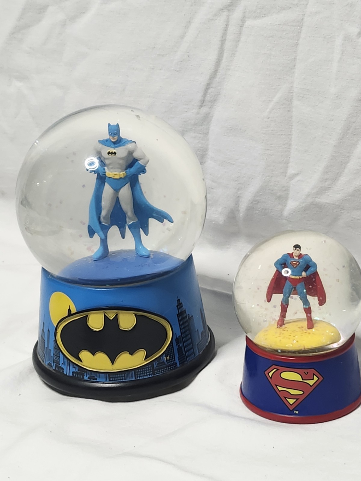 Rare Westland Batman Skyline And Superman Snow Globes