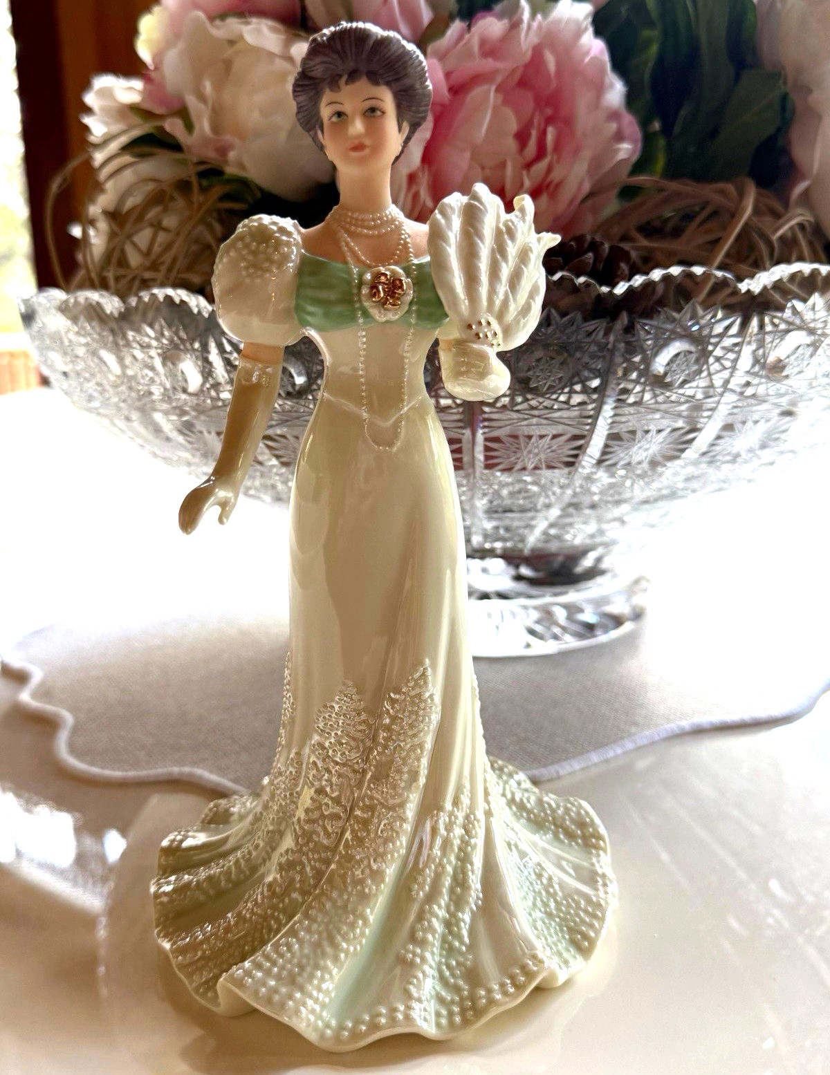 Lenox Classics Gala Fashion Ivory Centennial Ball Figurine - BRAND NIB Lenox Classics Gala Fashion Ivory Centennial Ball Figurine - BRAND NIB