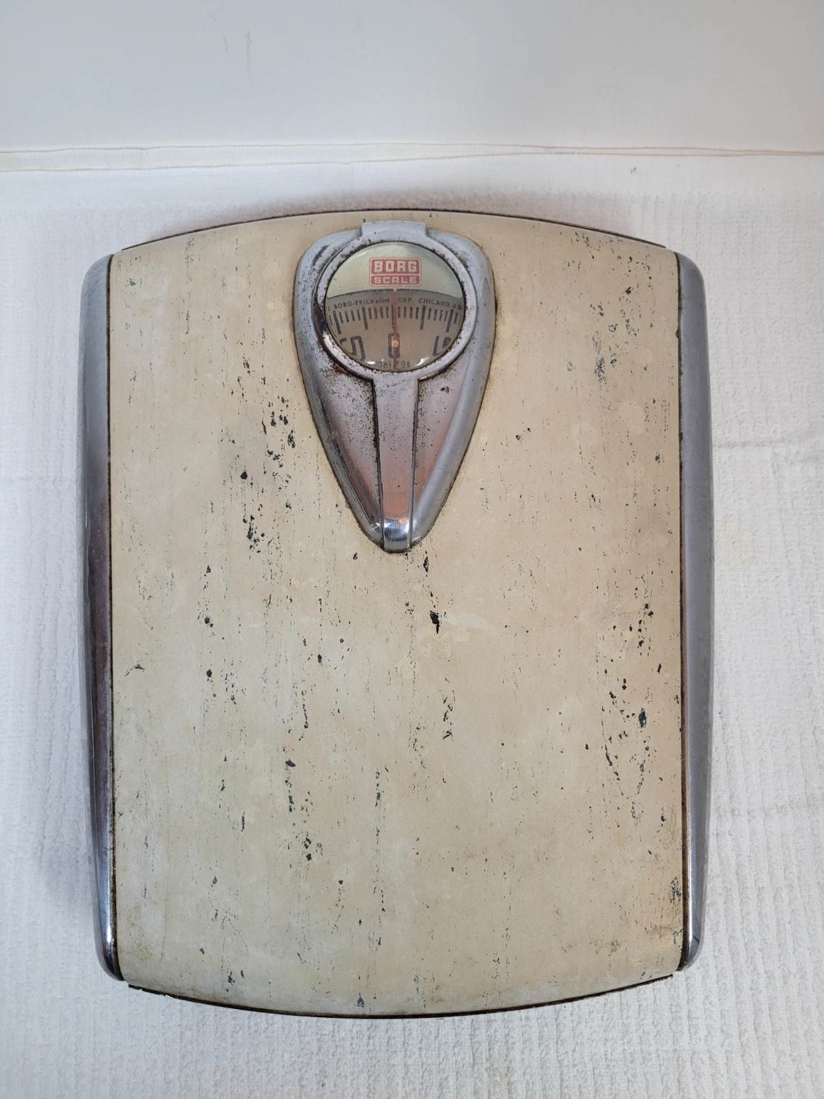 Vintage MCM Borg Bathroom Scale Green Beige Chrome WORKS USA 1950’s