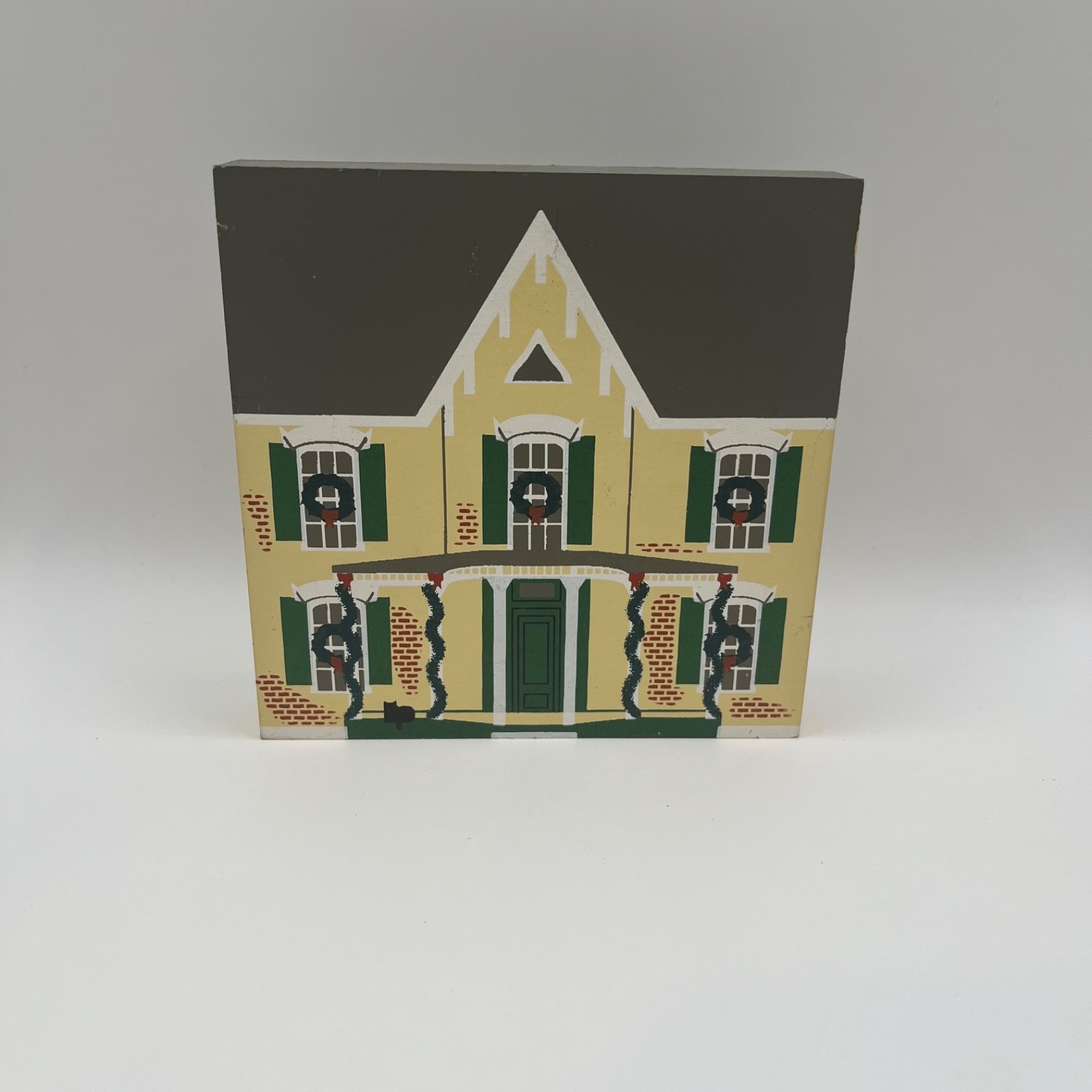 1992 Cat\'s Meow Village Hometown Christmas Series Howey House Bed & Breakfast