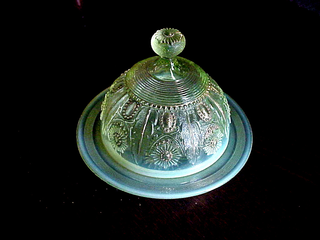 VINTAGE NORTHWOOD JEWEL & FLOWER OPALESCENT VASELINE COVERED BUTTER DISH URANIUM