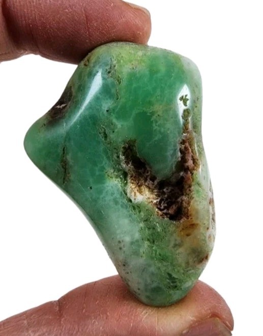 Chrysoprase Polished Stone Australia 35.5 grams Chrysoprase Polished Stone Australia 35.5 grams