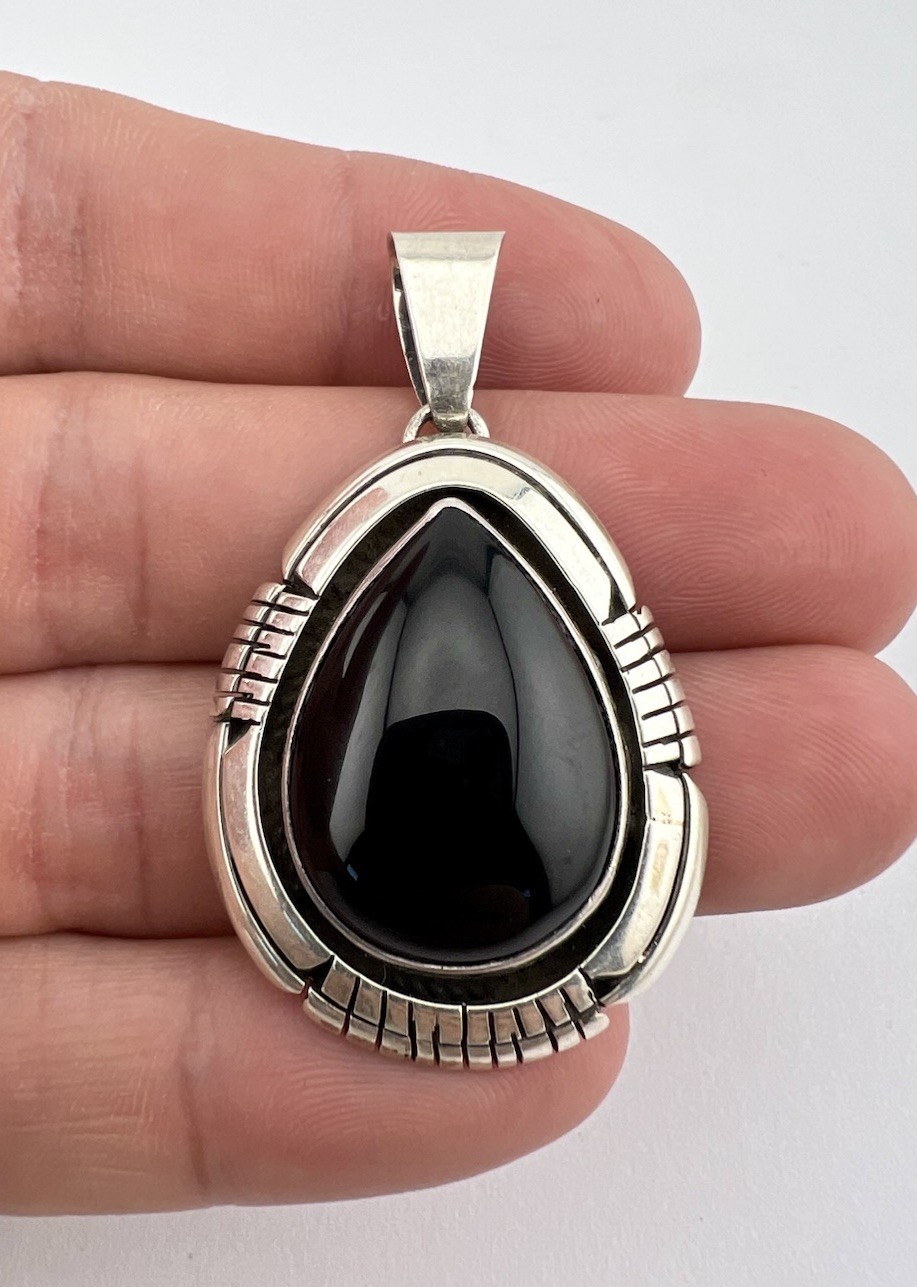 Vintage Navajo Sterling Silver Onyx Double Stack Teardrop Pendant 2\