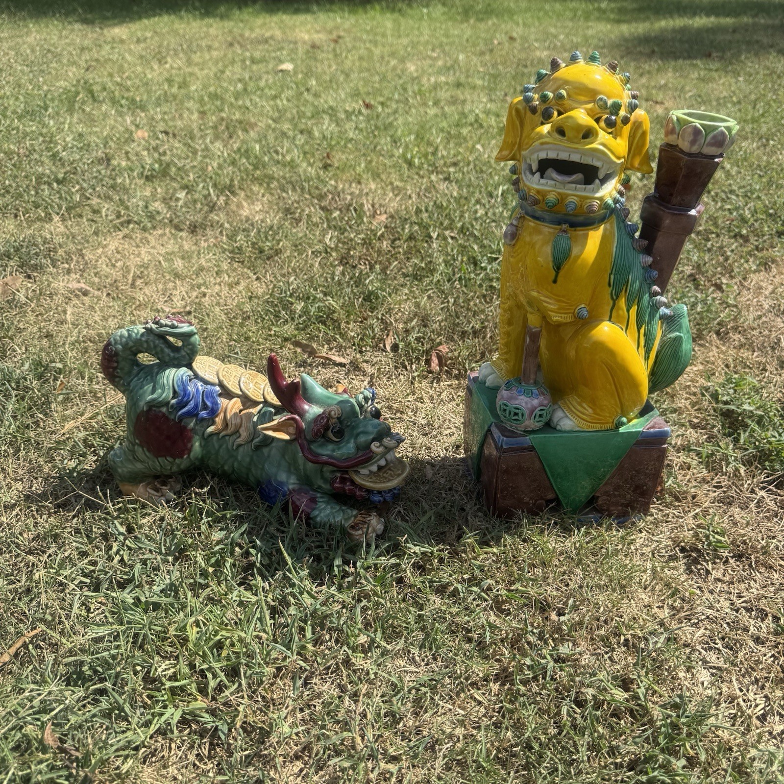 Vintage Chinese Foo Dog & Prosperity Wealth Beast Figurine Set - AS IS / Damaged