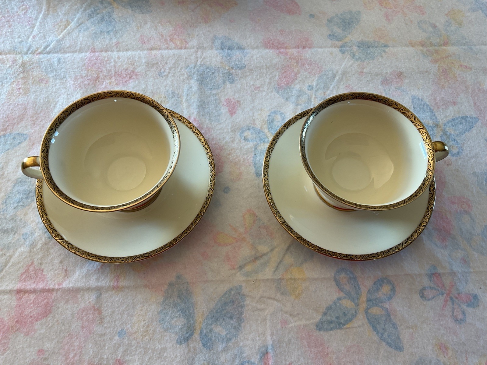 Eschenbach Bavaria Elfenbein Porzellan 4538 20 Set Of 2 Tea Cup/Saucer Sets
