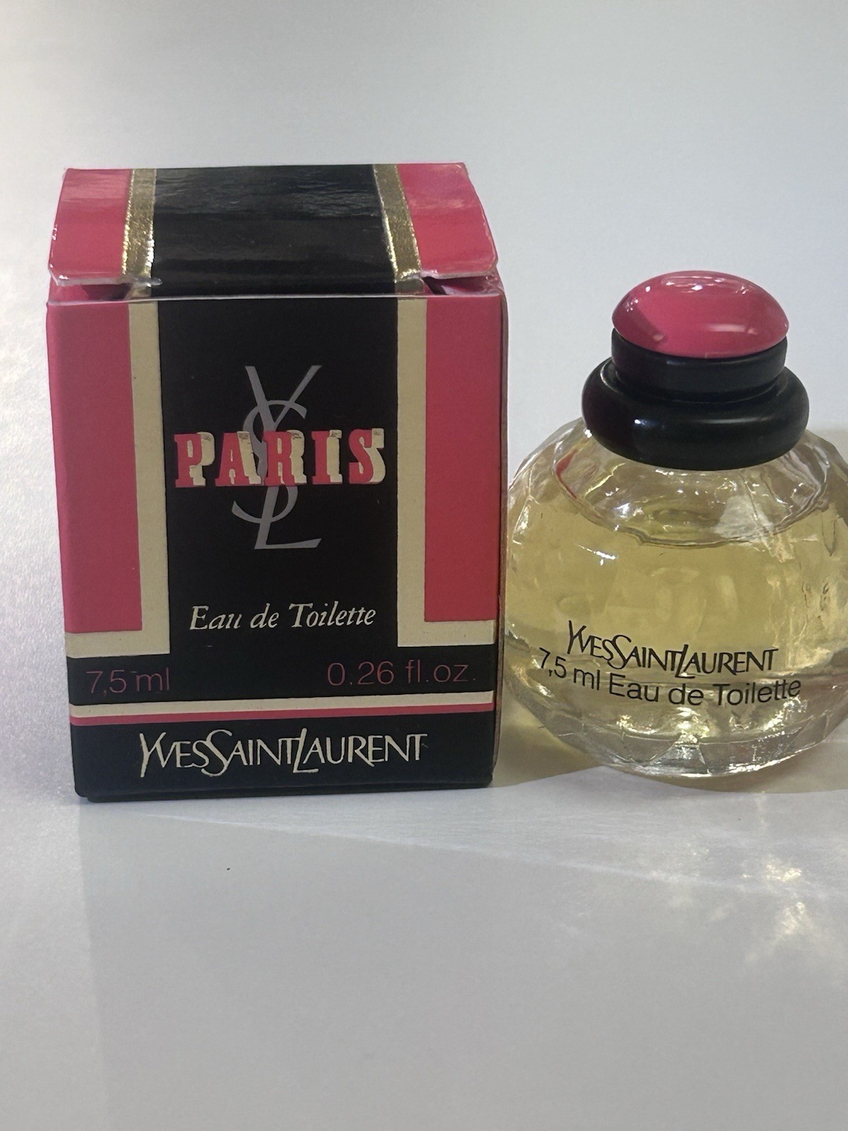 Yves Saint Laurent Paris Eau de Toilette Miniature 7.5ml with Box Yves Saint Laurent Paris Eau de Toilette Miniature 7.5ml with Box