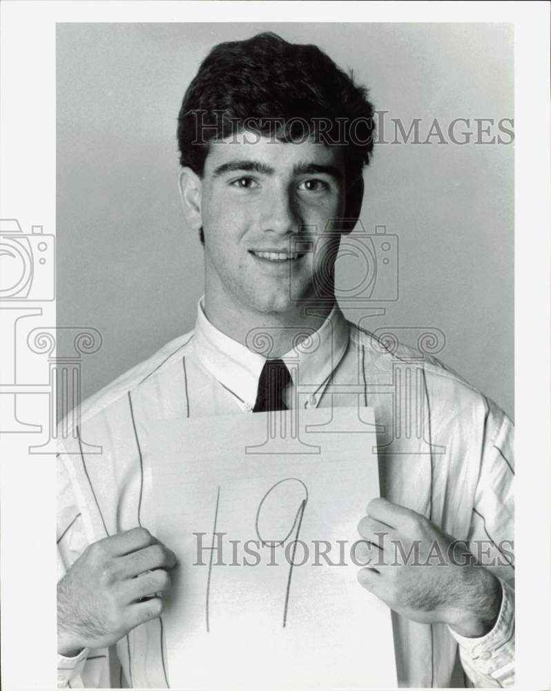 Press Photo St. John\'s Student Ken Hannam - lra59845