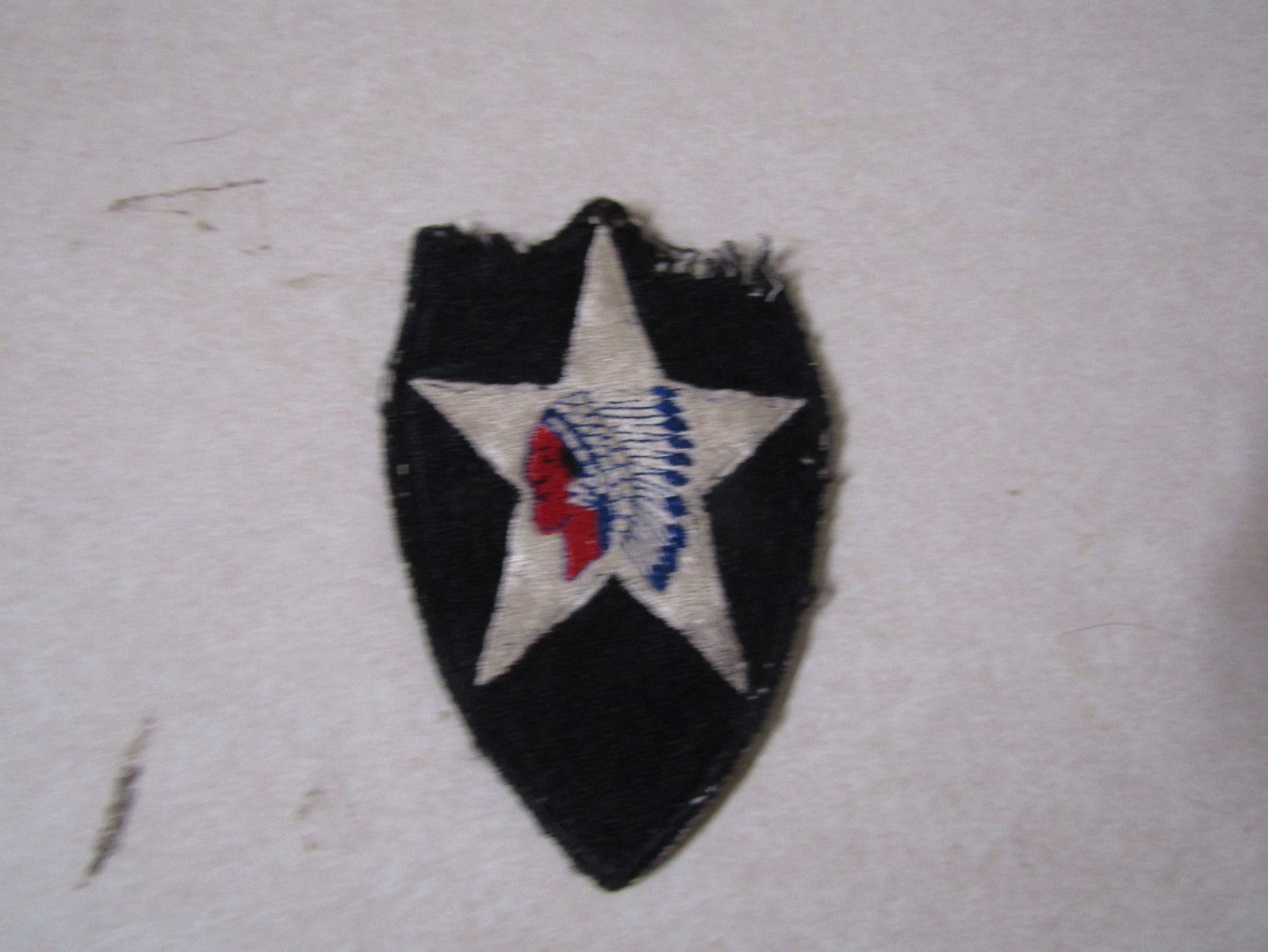 MILITARY PATCH OLDER WW2 ERA US ARMY 2ND INFANTRY DIVISION VERY WORN AND CRUDE