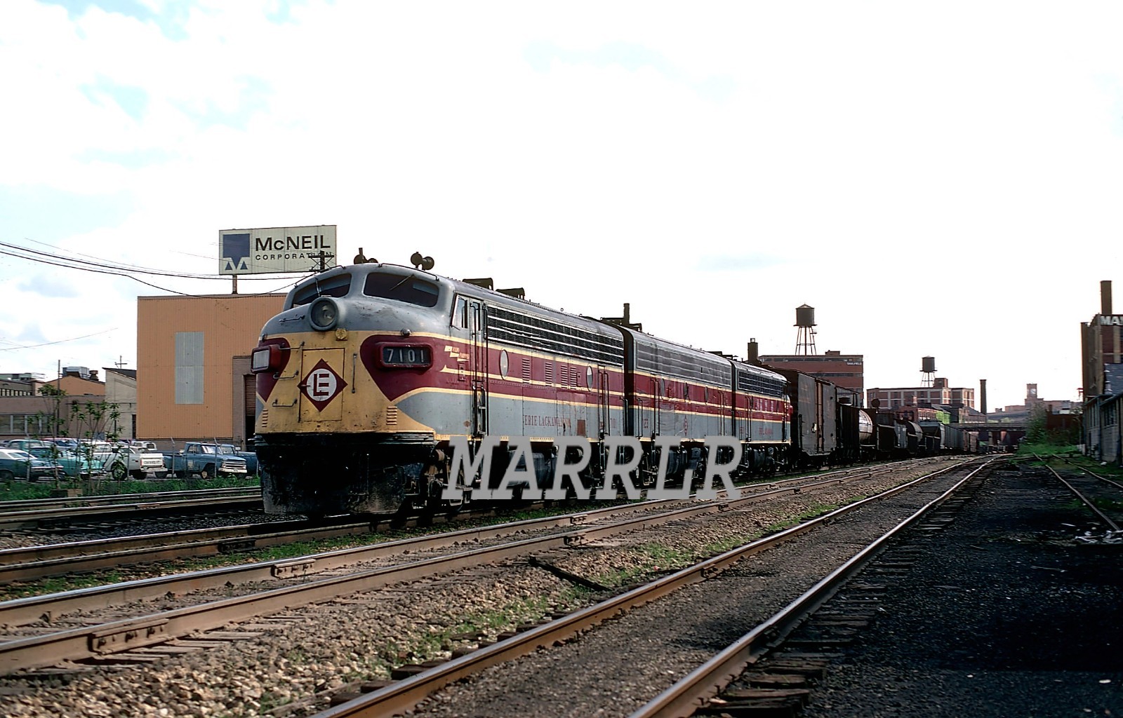 RR Photo-ERIE LACKAWANNA EL 7101 F7A Action at Akron Oh 5/4/1973 RR Photo-ERIE LACKAWANNA EL 7101 F7A Action at Akron Oh 5/4/1973