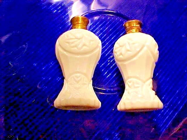 Set Vintage  White Milk Glass  Salt & Pepper Shakers 4 1/4\