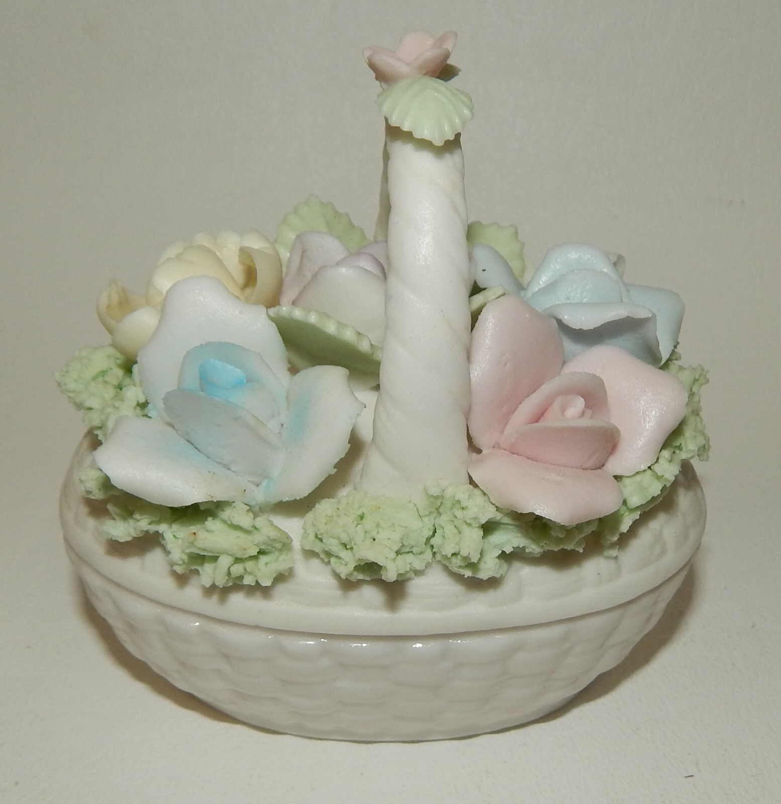 Vintage Porcelain Bisque Lavishly Decorated Lidded Basket of Flowers Vintage Porcelain Bisque Lavishly Decorated Lidded Basket of Flowers