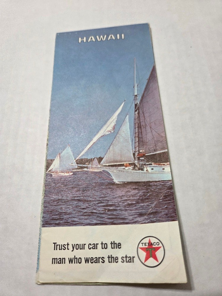 1960s Texaco Hawaii Fold-Out Map Honolulu Street Map Oahu 33x18
