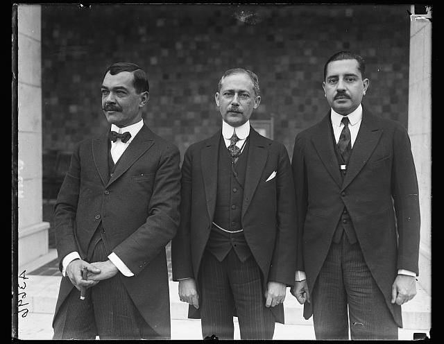 Photo:Three Men in Suits 1910s Portrait Photo