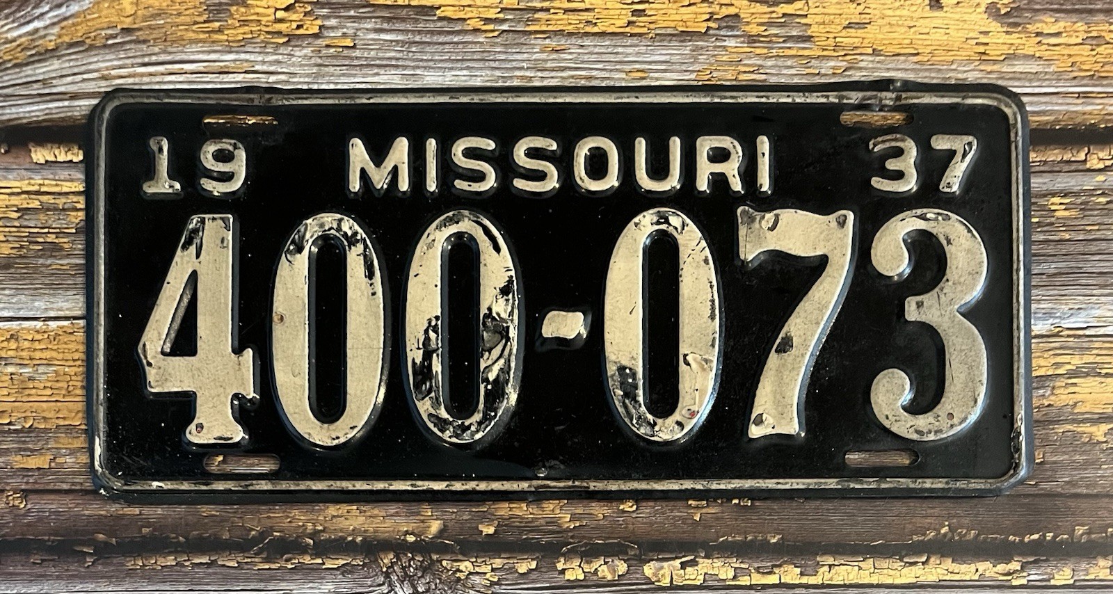 1937 Missouri License Plate 400-073