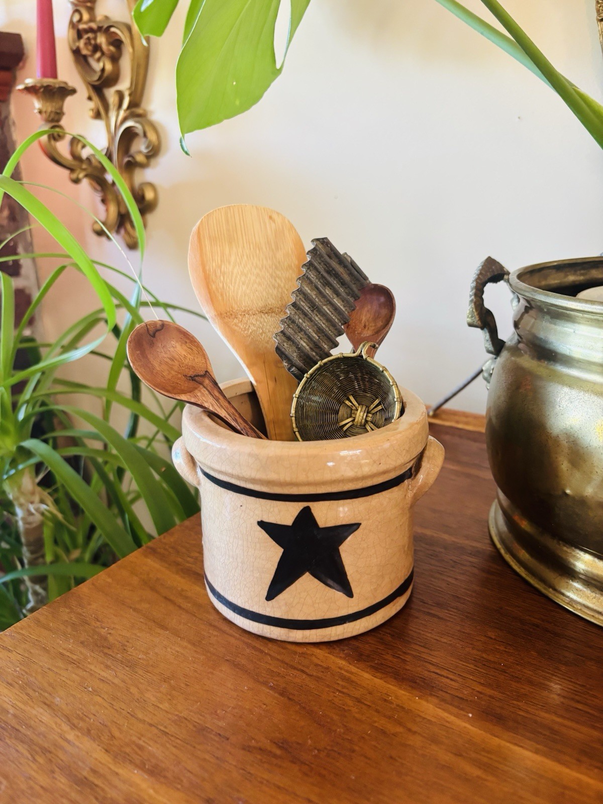 Primitive Stoneware Crock Black Star Primitive Stoneware Crock Black Star
