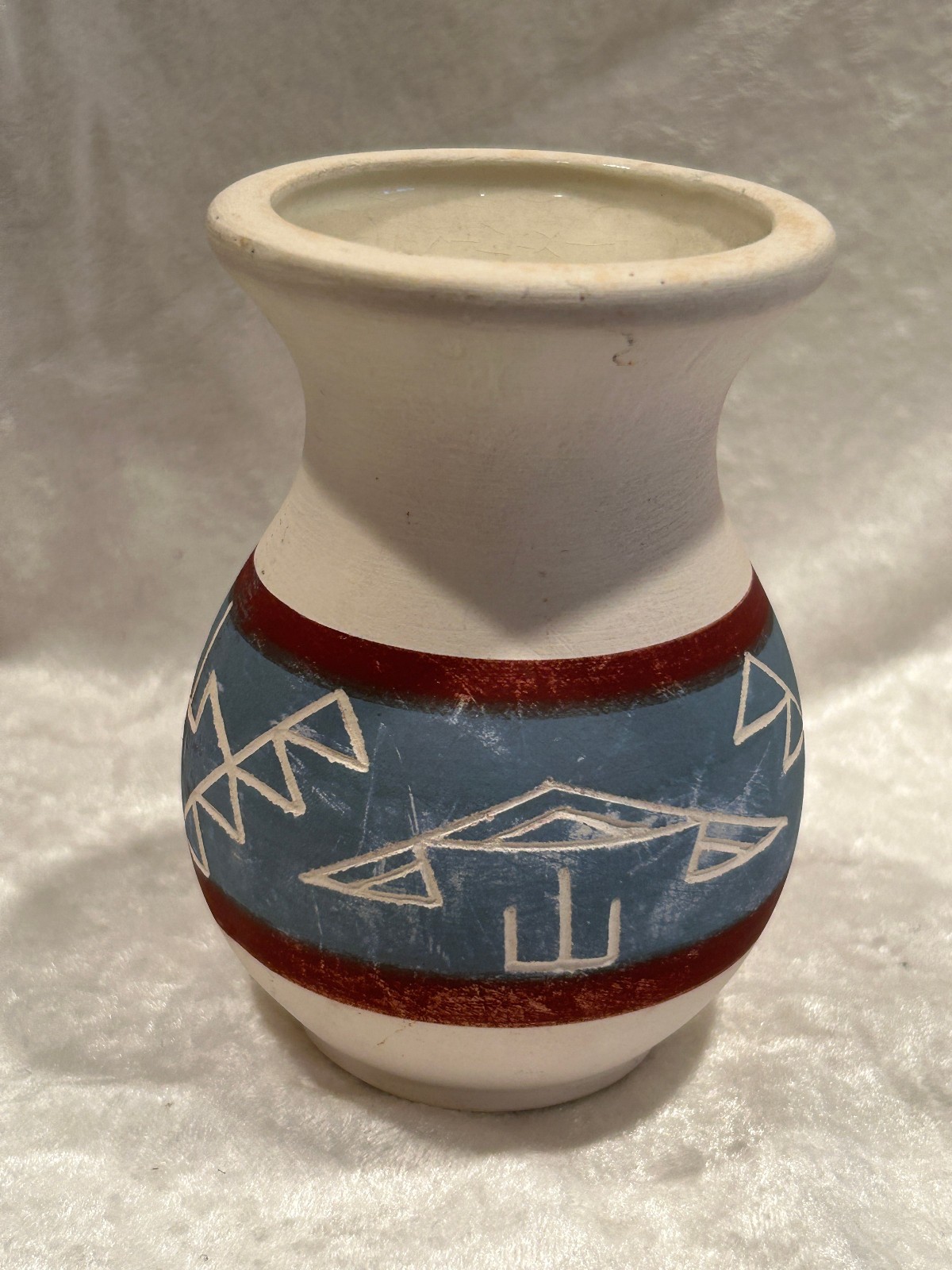 Sioux Pottery, Rapid City, South Dakota 4 1/2\ Sioux Pottery, Rapid City, South Dakota 4 1/2\
