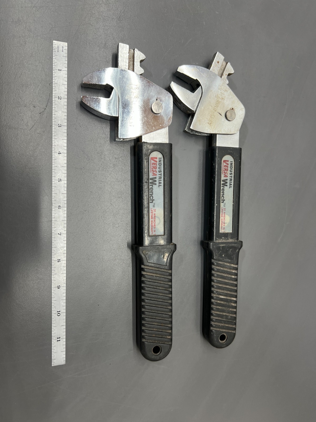 (r) VINTAGE INDUSTRIAL VERSA WRENCH 31 in 1 15-41mm 5/8\