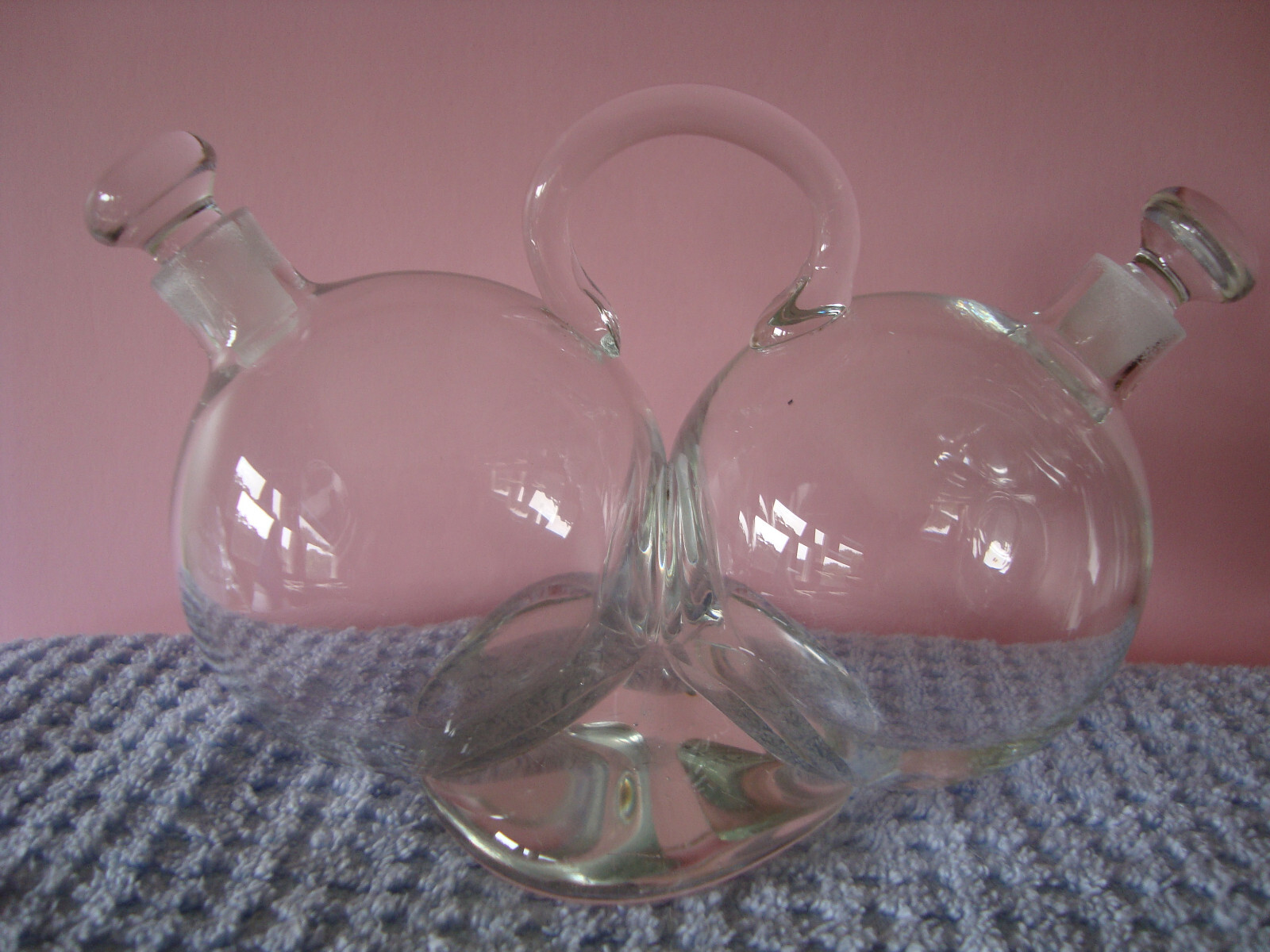 Vintage hand blown Clear Glass Oil & Vinegar Side By Side cruet.