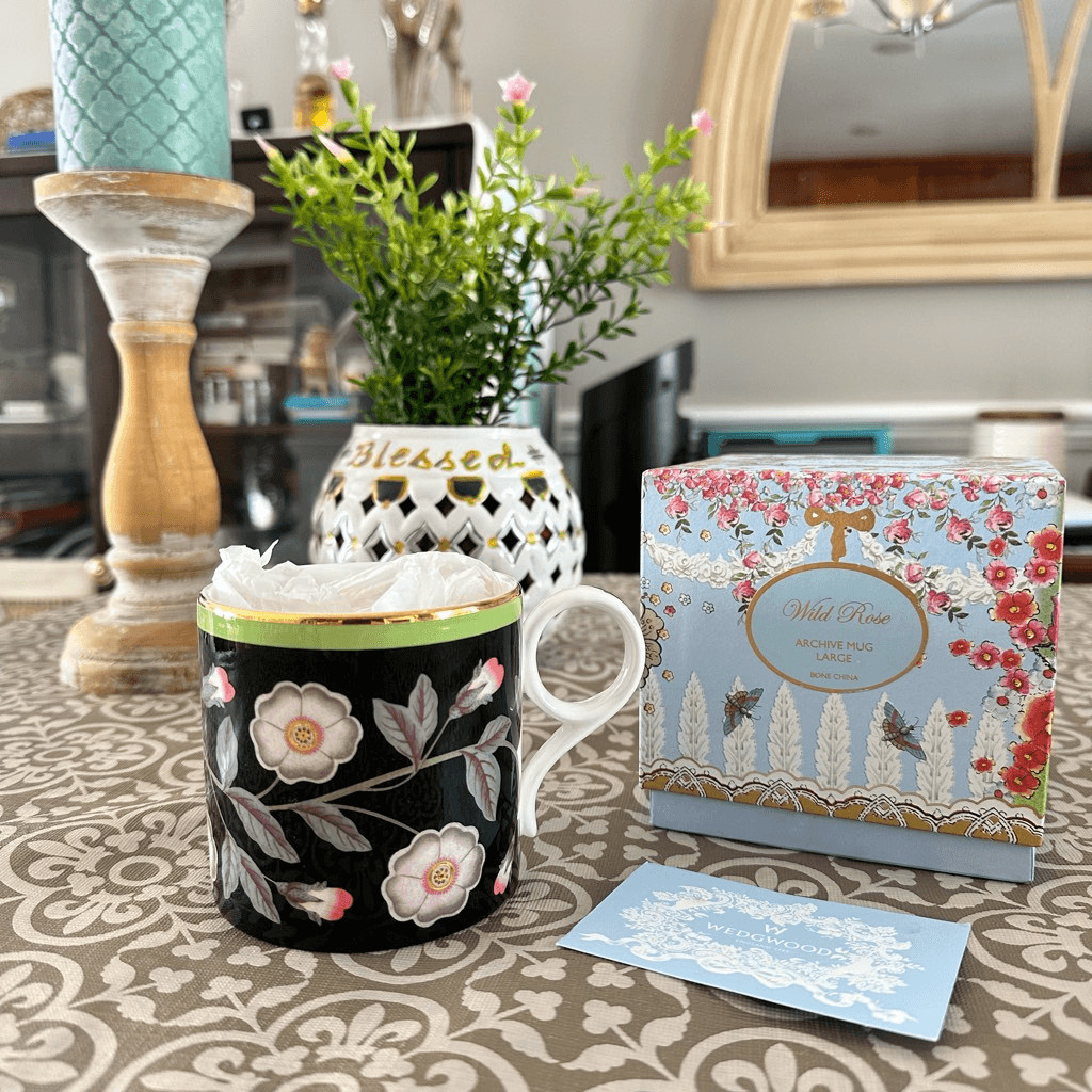 Wedgwood Archive Collection Wild Rose Black Bone China Coffee mug NEW rare