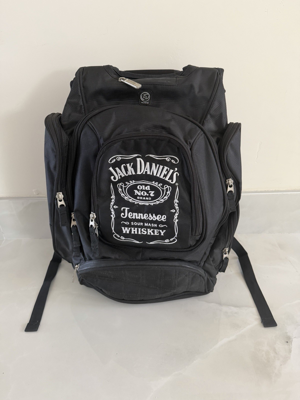 Jack Daniel’s Tennessee Whiskey Old No. 7 OGIO Techspecs Street Back Pack (NEW)