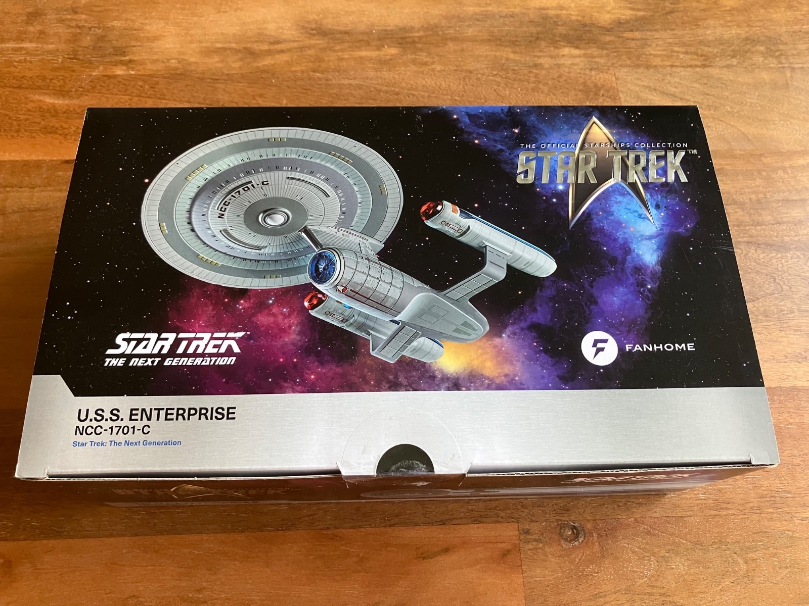 Fanhome (Like Eaglemoss) Star Trek TNG USS Enterprise 1701-C XL - New w/ Mag